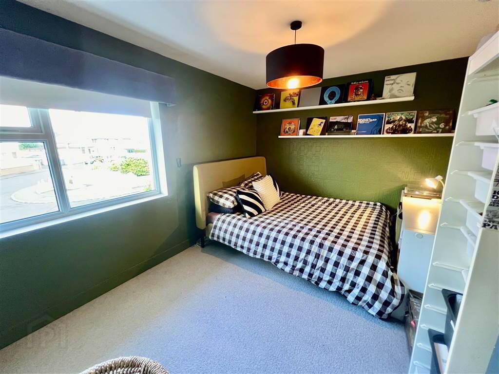 26 Bapaume Avenue 15 of 31