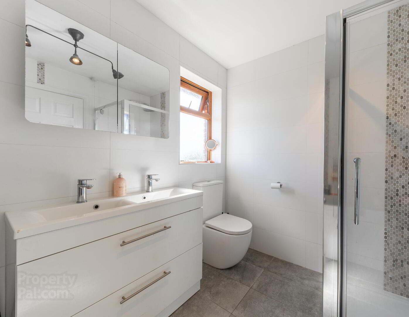22 Stonebridge Square 18 of 22