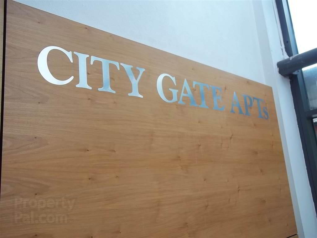 16 City Gate