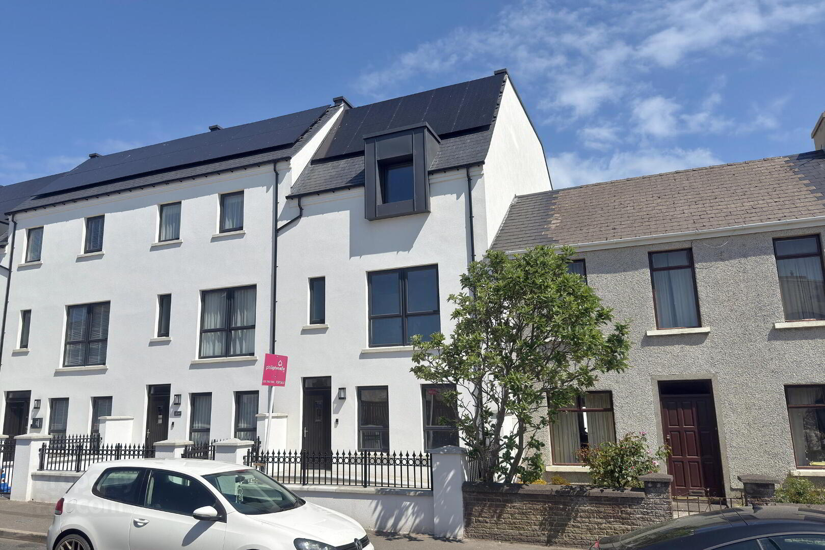 27 Causeway Street 2 of 31
