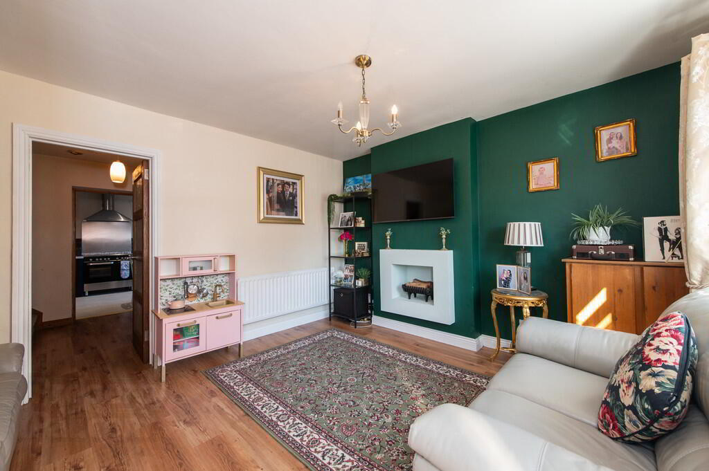 28 Torrens Gardens 5 of 25