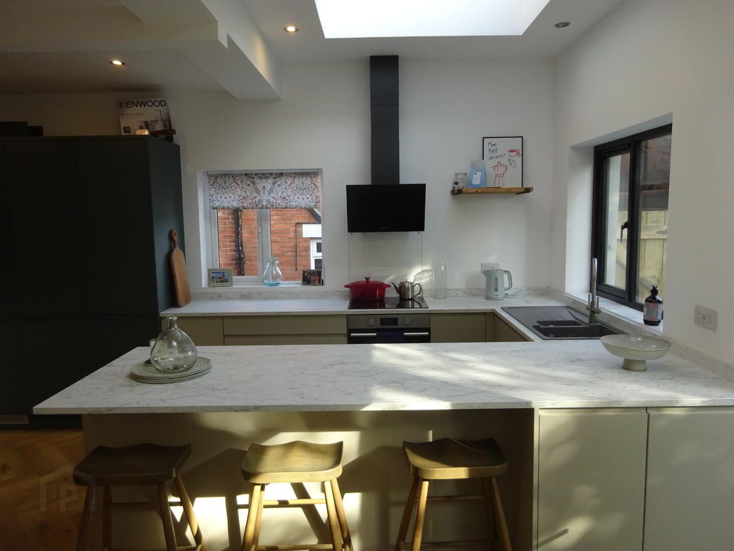 6 Knockbreda Drive 9 of 40