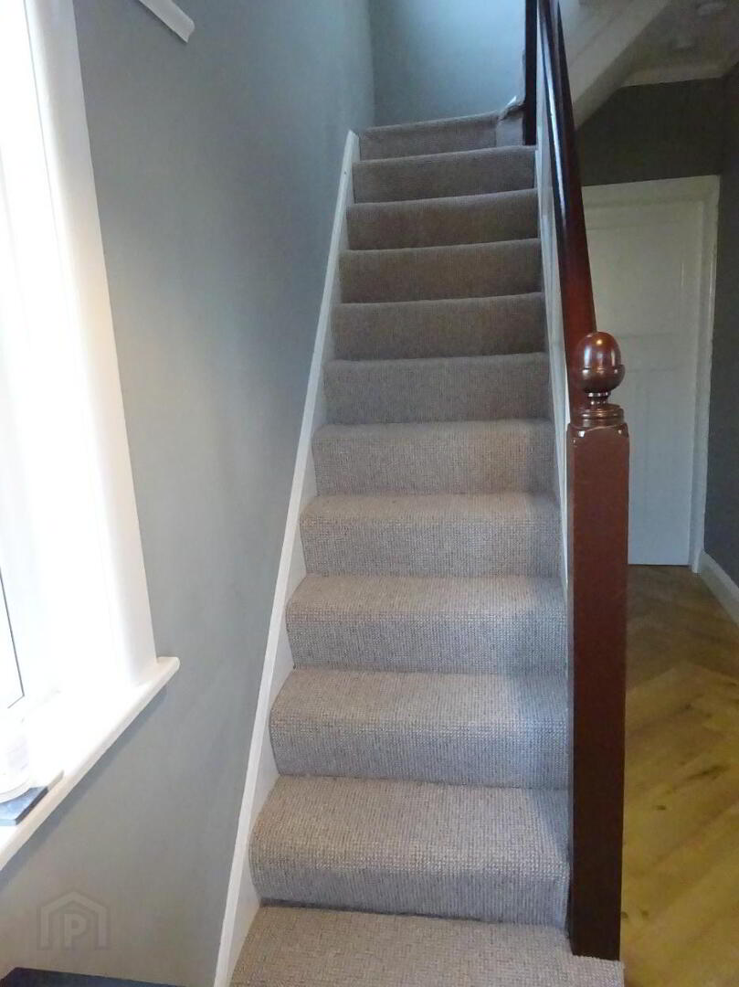 6 Knockbreda Drive 25 of 40
