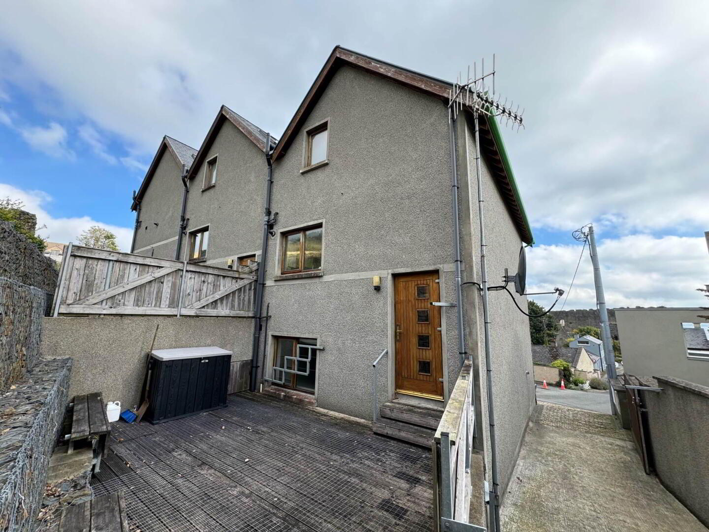 2 Castle Hill Mews 4 of 18