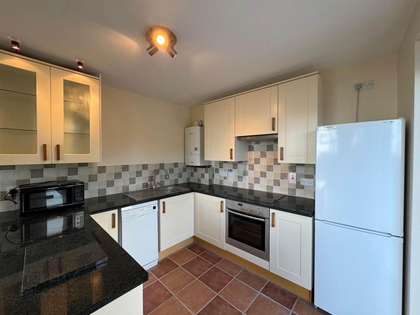 2 Castle Hill Mews 12 of 18
