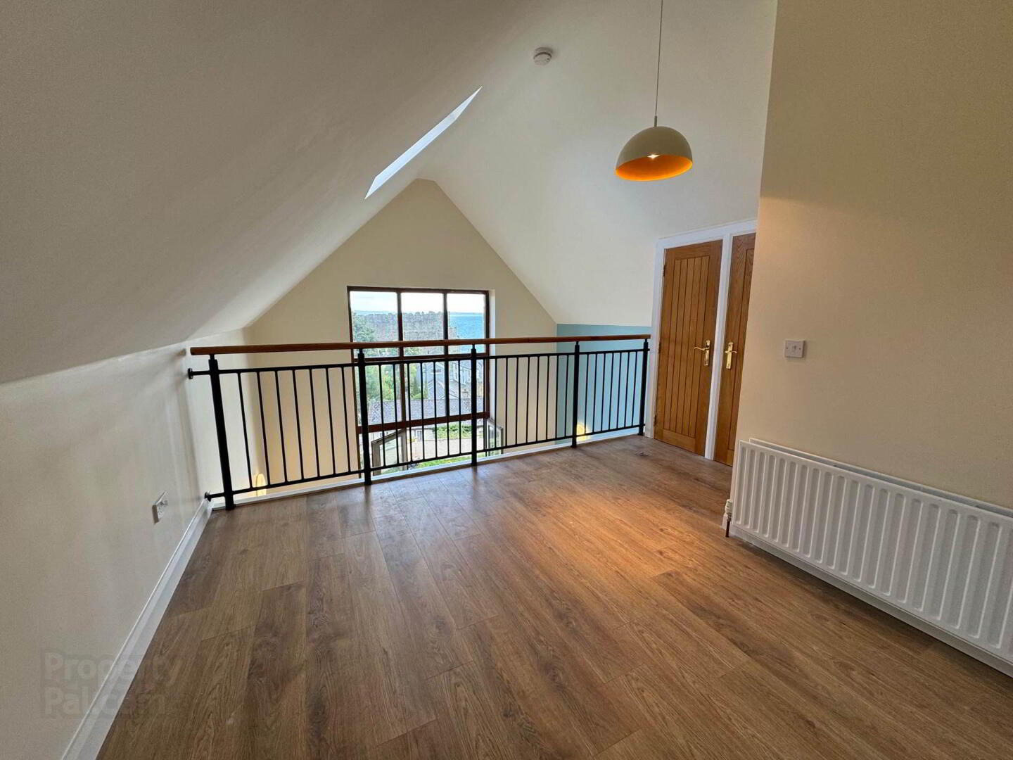 2 Castle Hill Mews 14 of 18