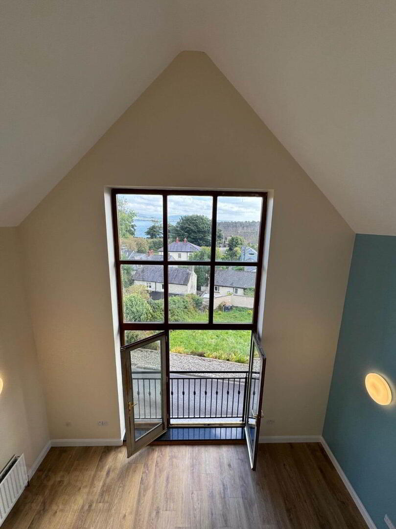 2 Castle Hill Mews 15 of 18