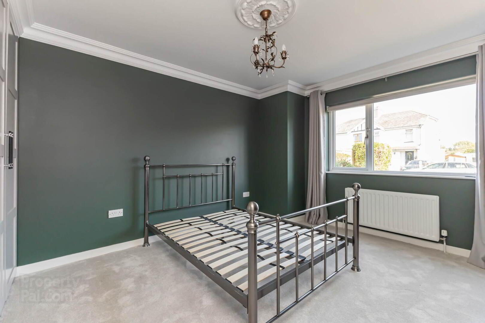 1b Sandhurst Park 11 of 17