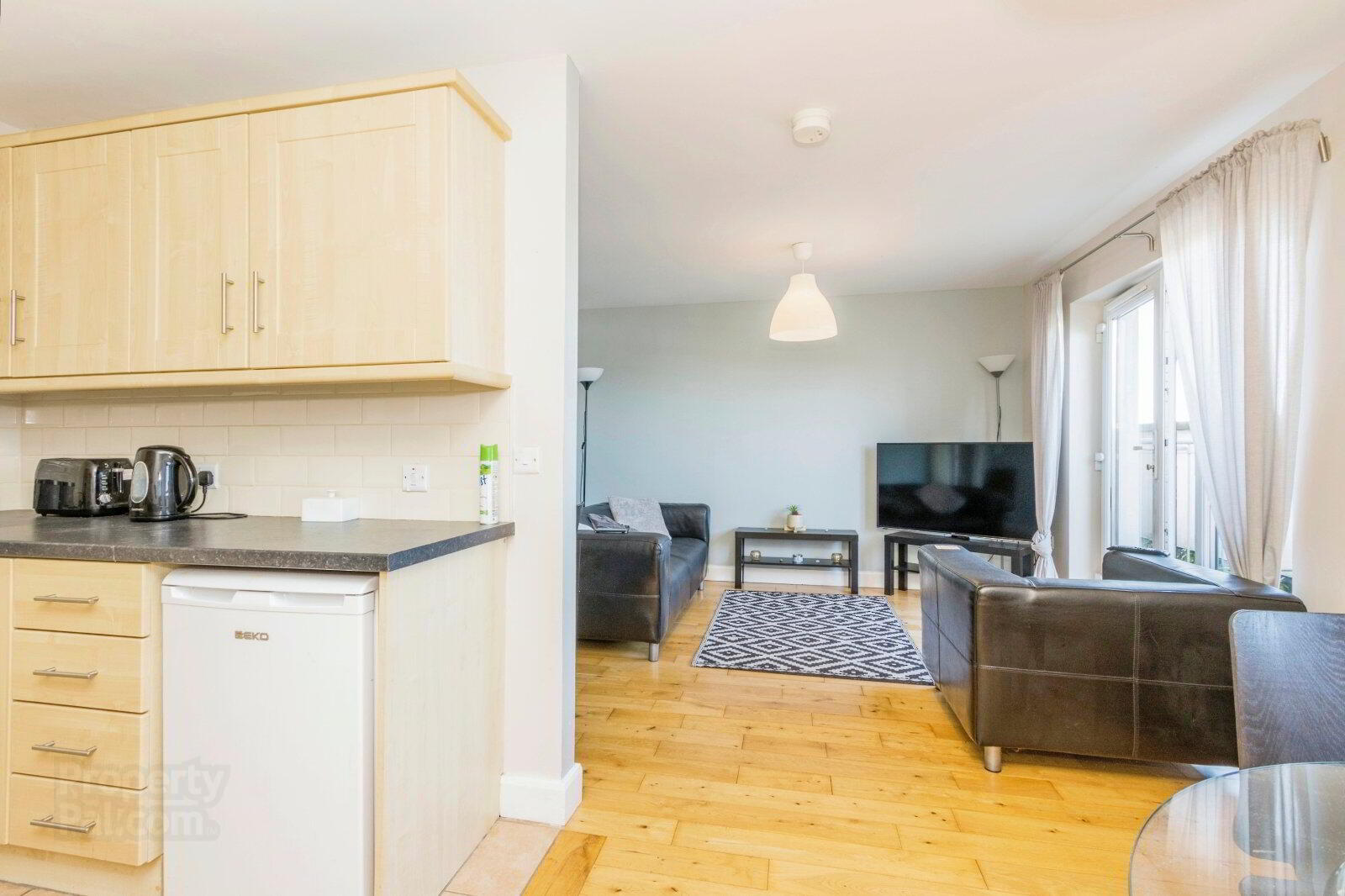 Apartment 805 College Court Central 10 of 15