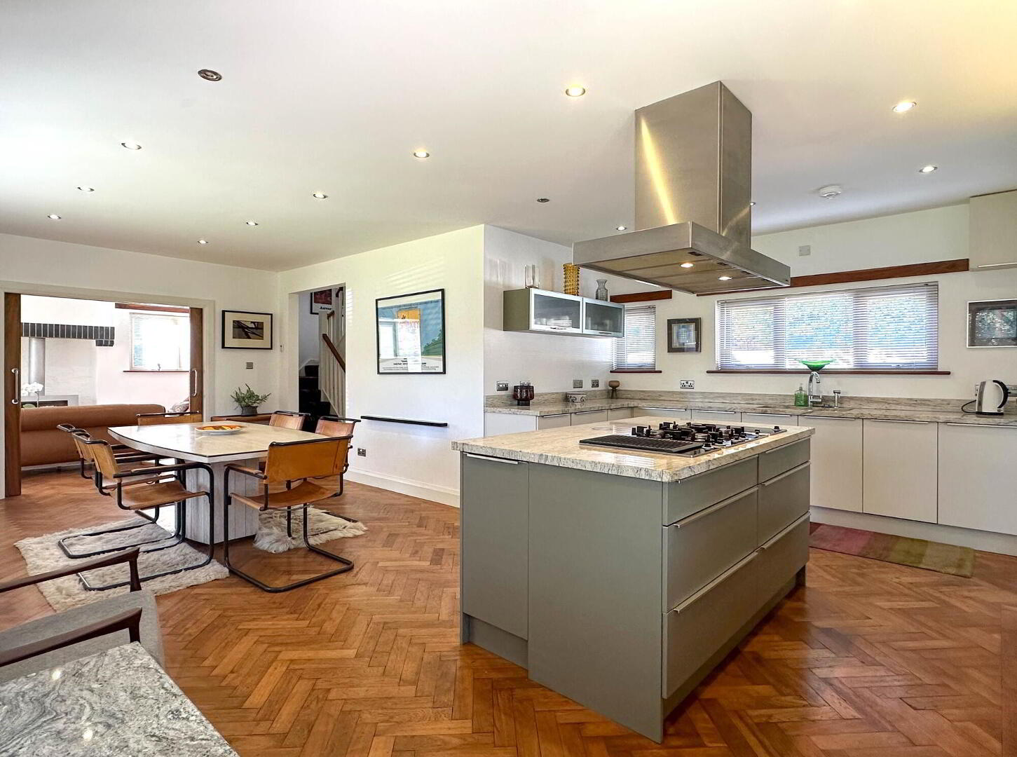 72 Portrush Road 16 of 68
