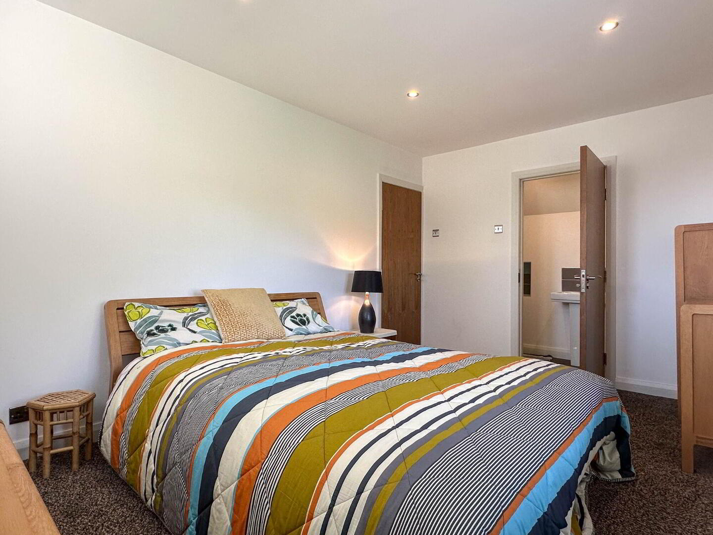 72 Portrush Road 33 of 68
