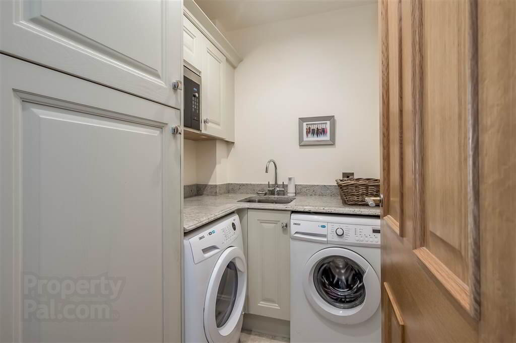 Apt 13 Danesfort Hall, 4 Danesfort Park North 10 of 39
