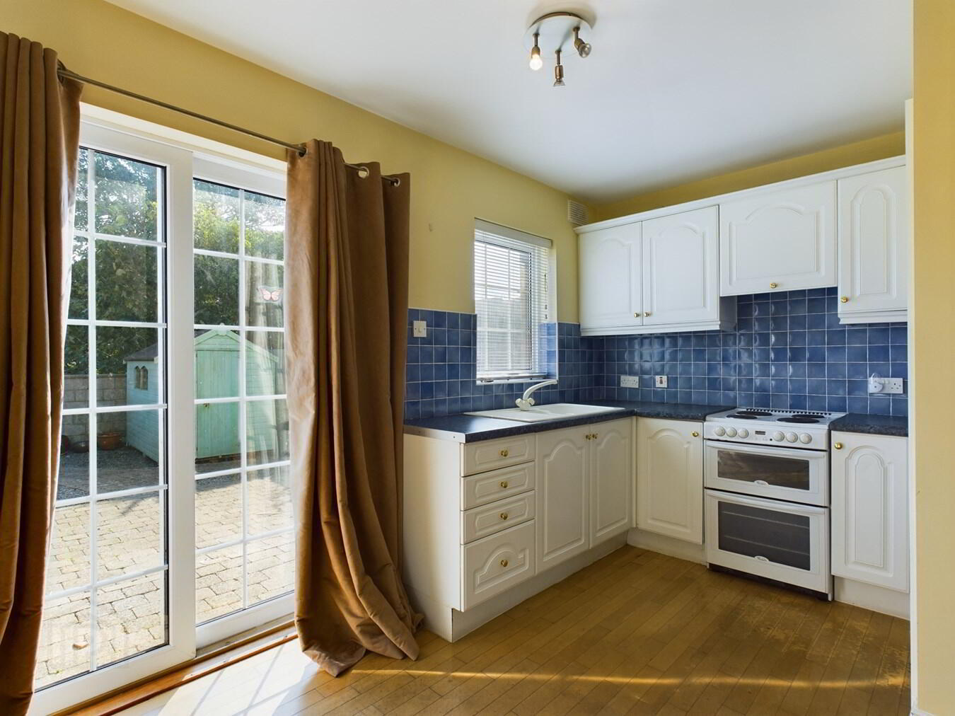 5 Hilltop Mews 4 of 13