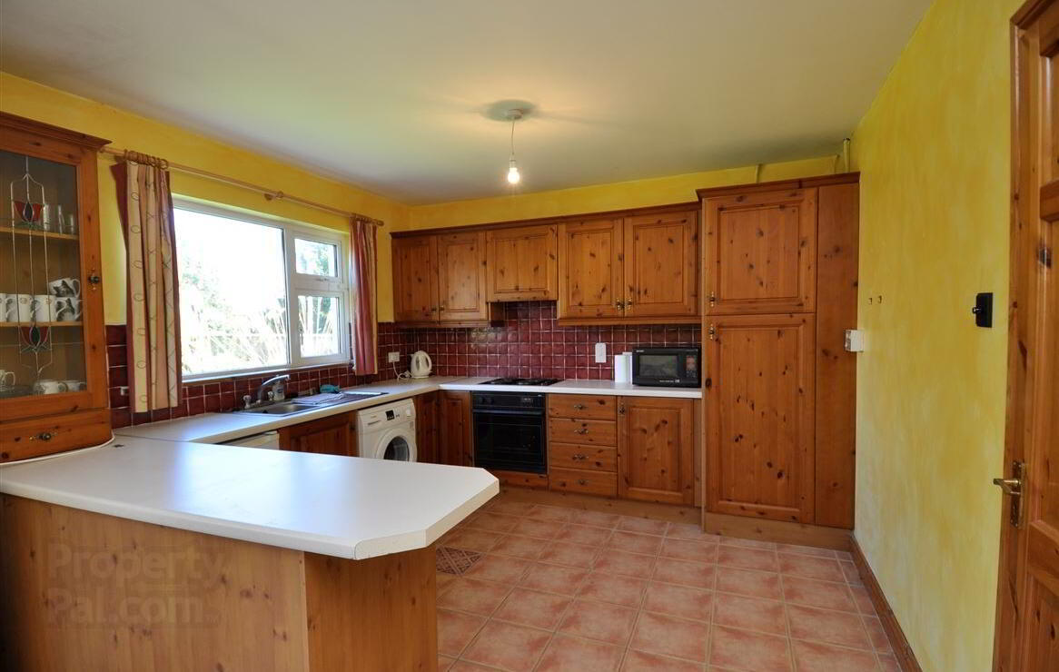 66 Sandycove Phase, 1 Ballymoney 6 of 25
