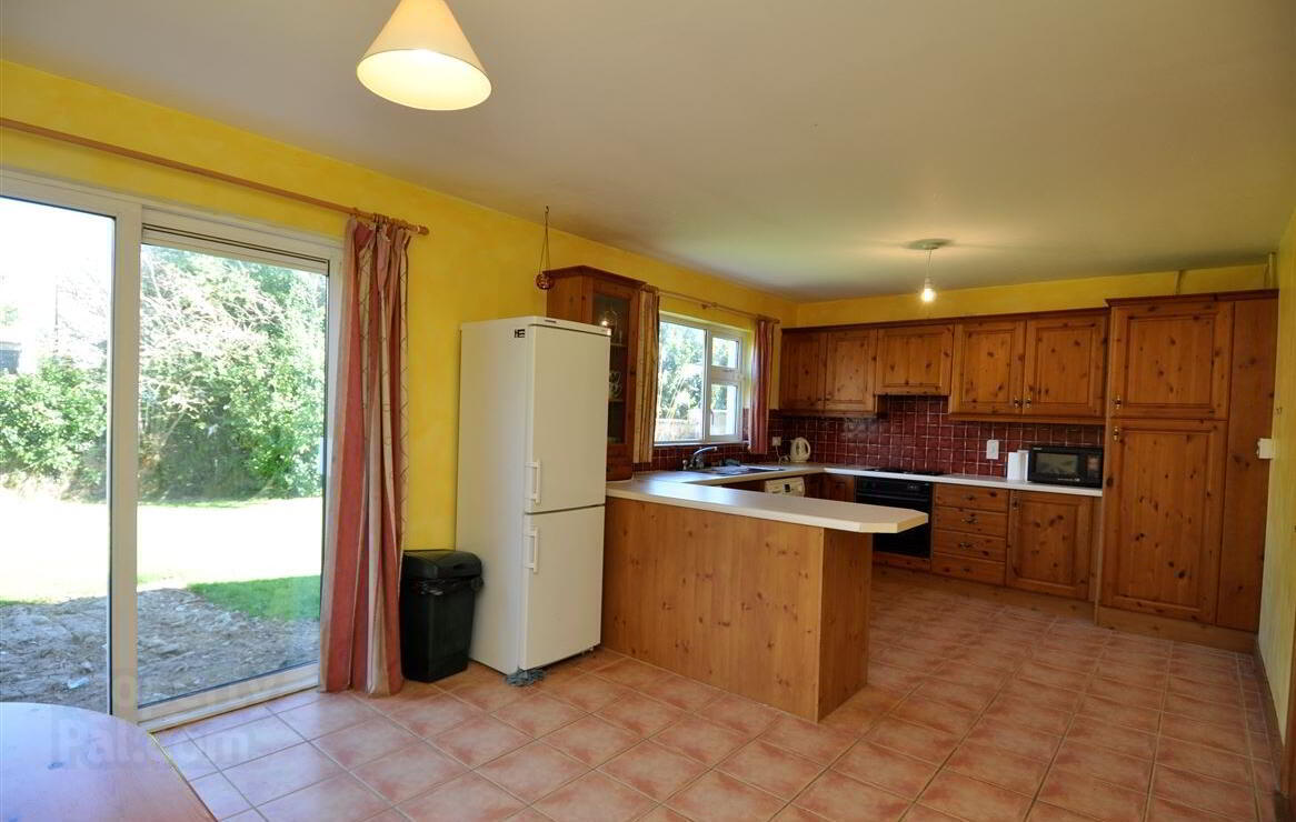 66 Sandycove Phase, 1 Ballymoney 7 of 25