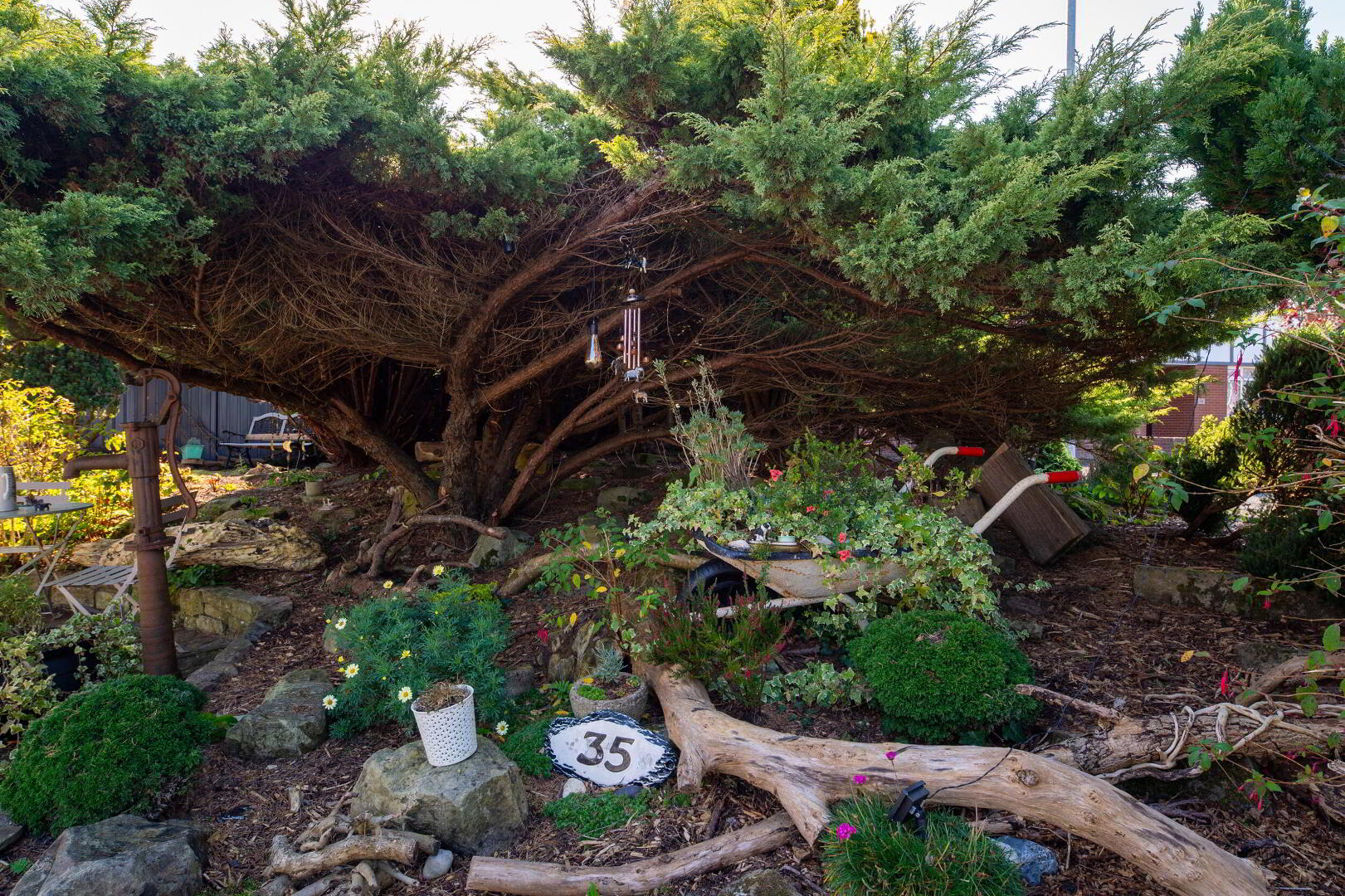 35 Belgravia Park 6 of 70