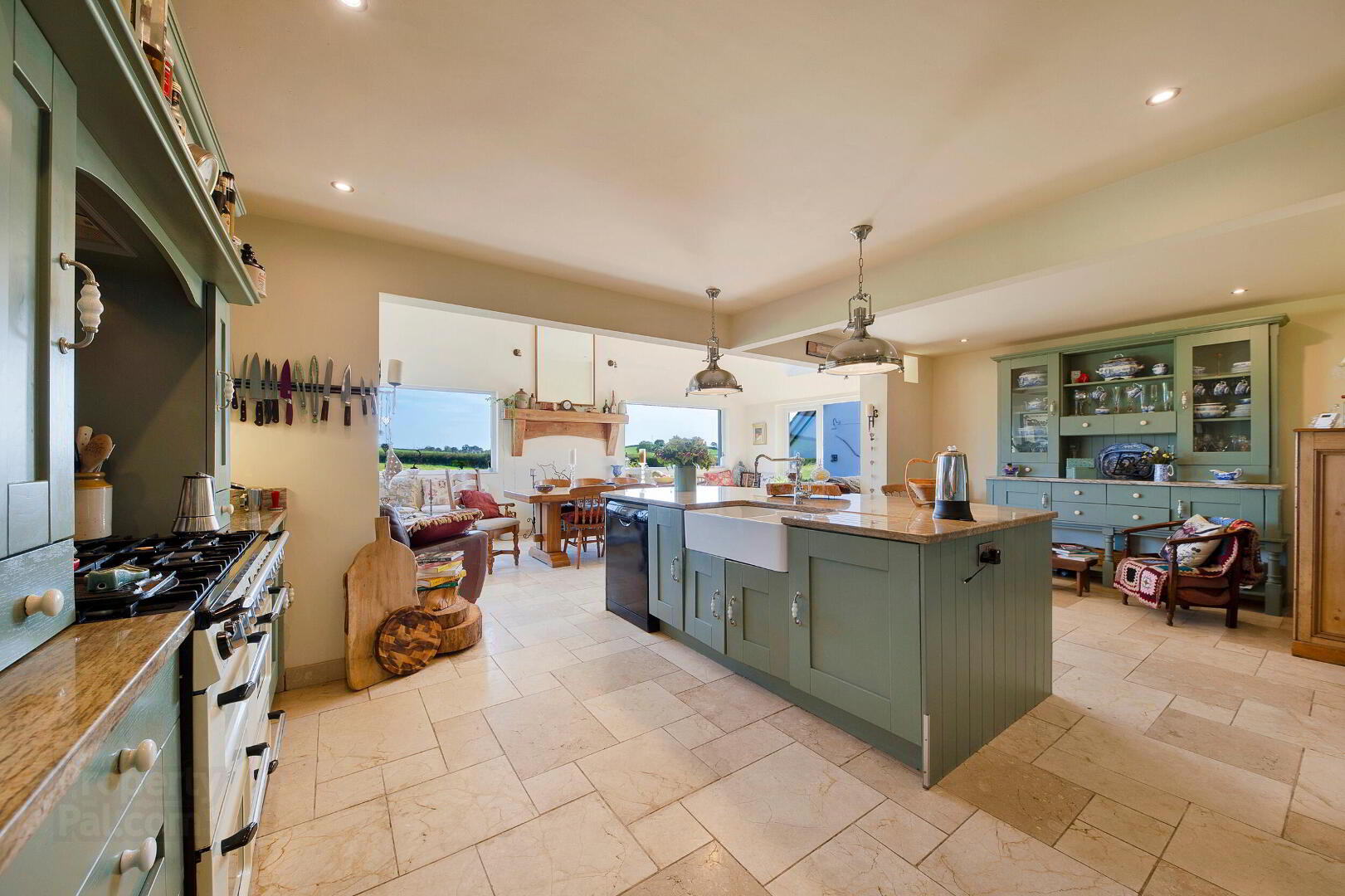 35 Belgravia Park 27 of 70