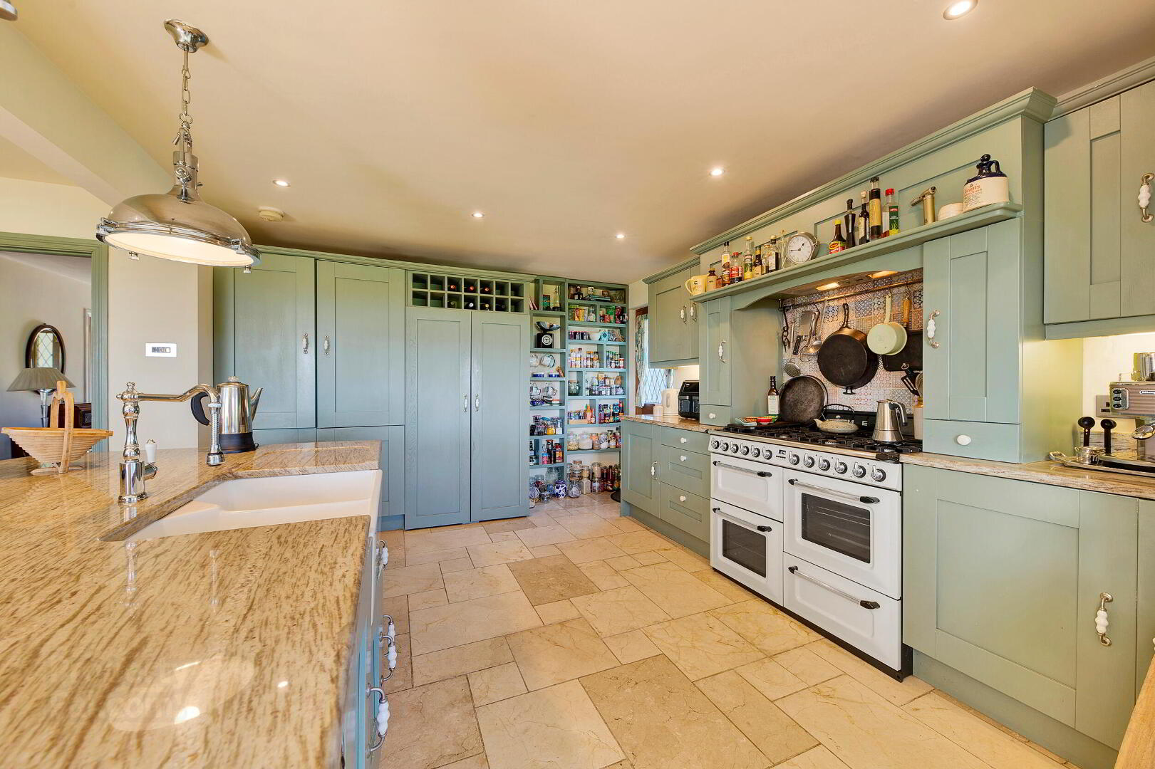 35 Belgravia Park 28 of 70