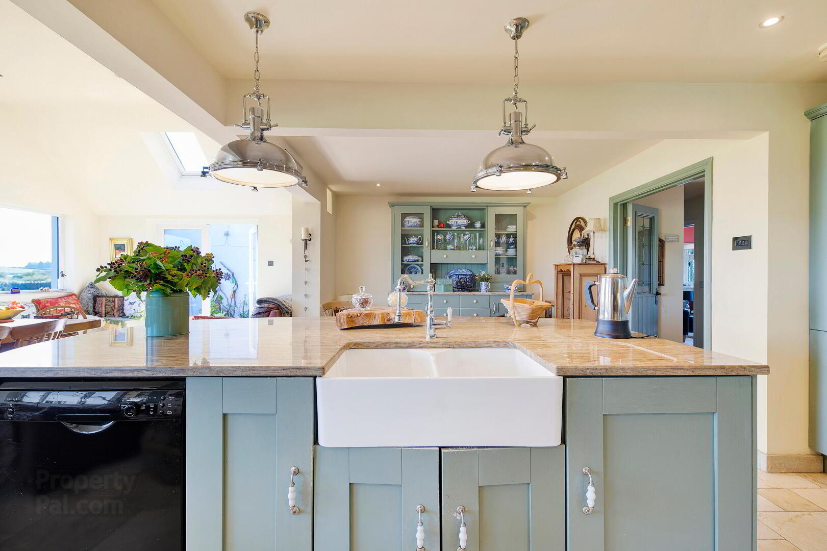 35 Belgravia Park 25 of 70