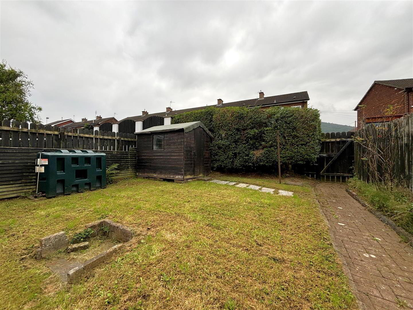 144 West Circular Road 19 of 20