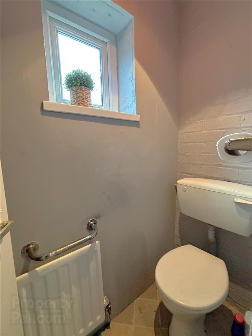 144 West Circular Road 11 of 20