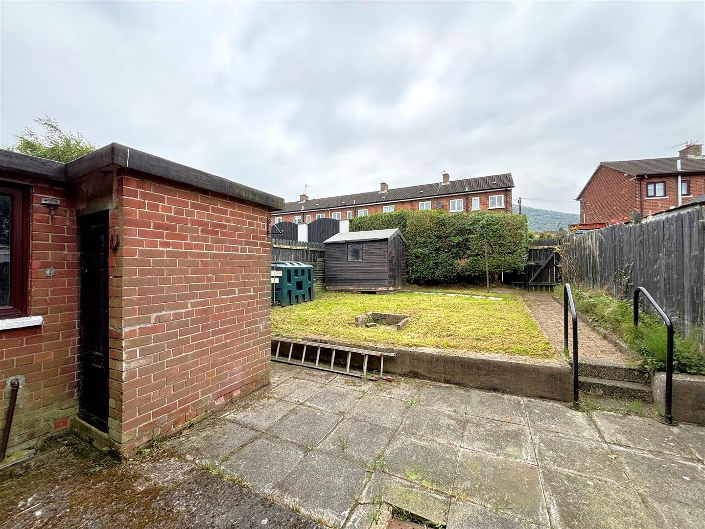 144 West Circular Road 18 of 20