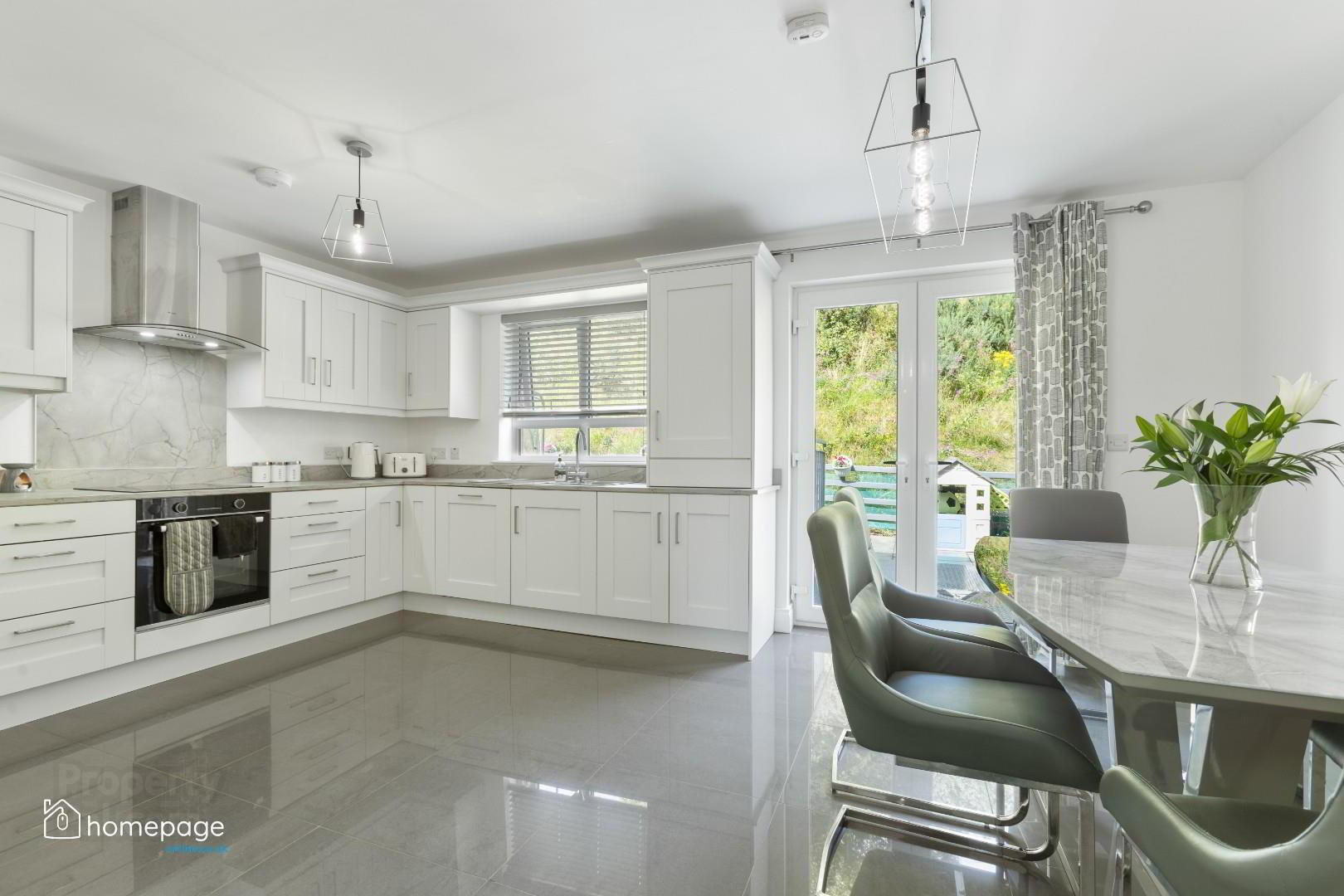 9 Brookmount 13 of 46