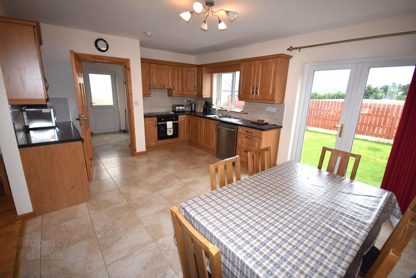 42 Oak Grove 4 of 12