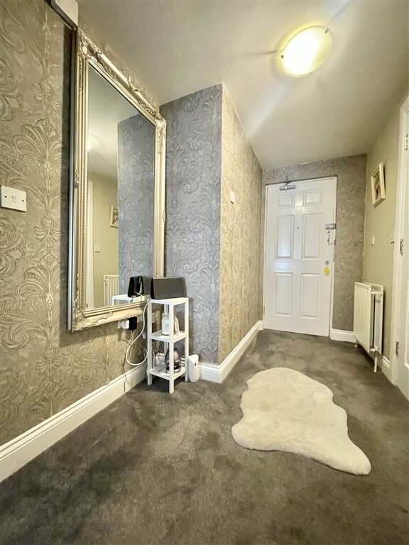 Apt 6 La Salle Court, 372 Falls Road 9 of 12