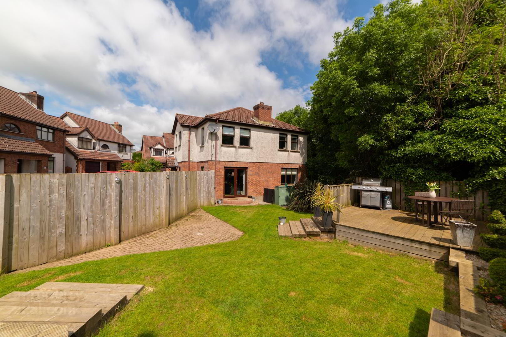39 Saintfield Road 26 of 28