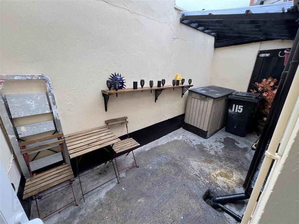 115 Rosebery Road 12 of 12