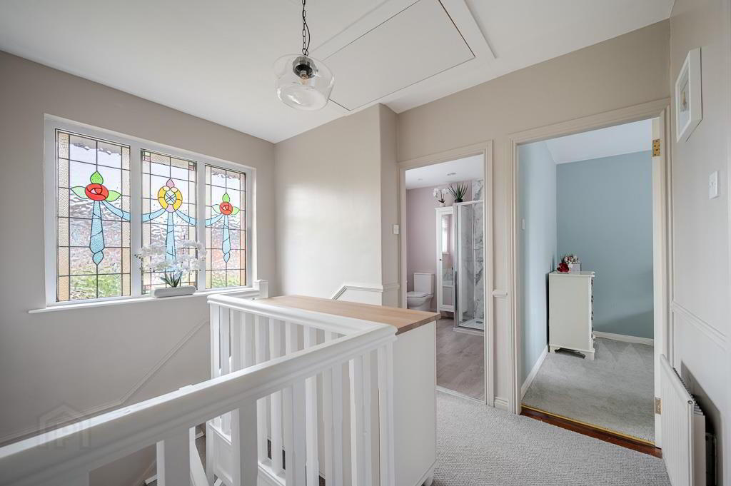 83 Church Road 21 of 29