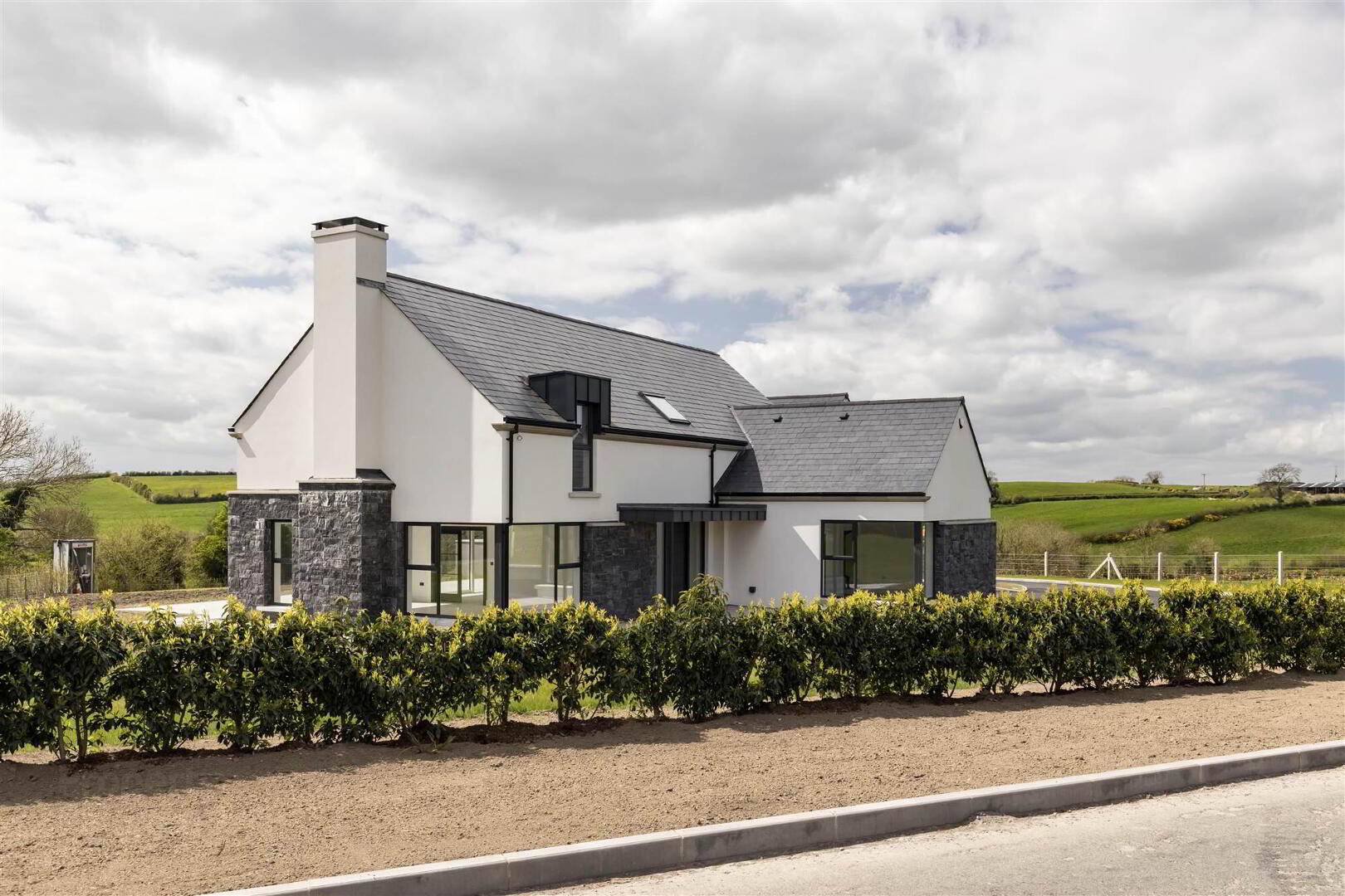 Bridge House, Loughbrickland Road 14 of 51