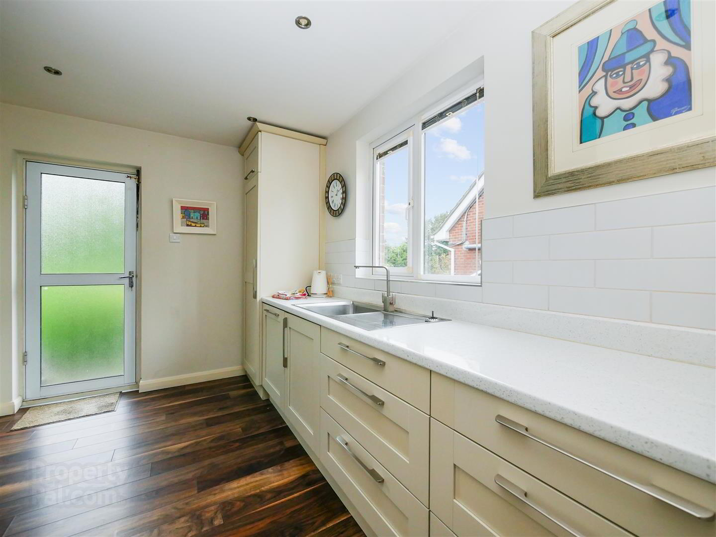 30 Ivanhoe Avenue 5 of 19