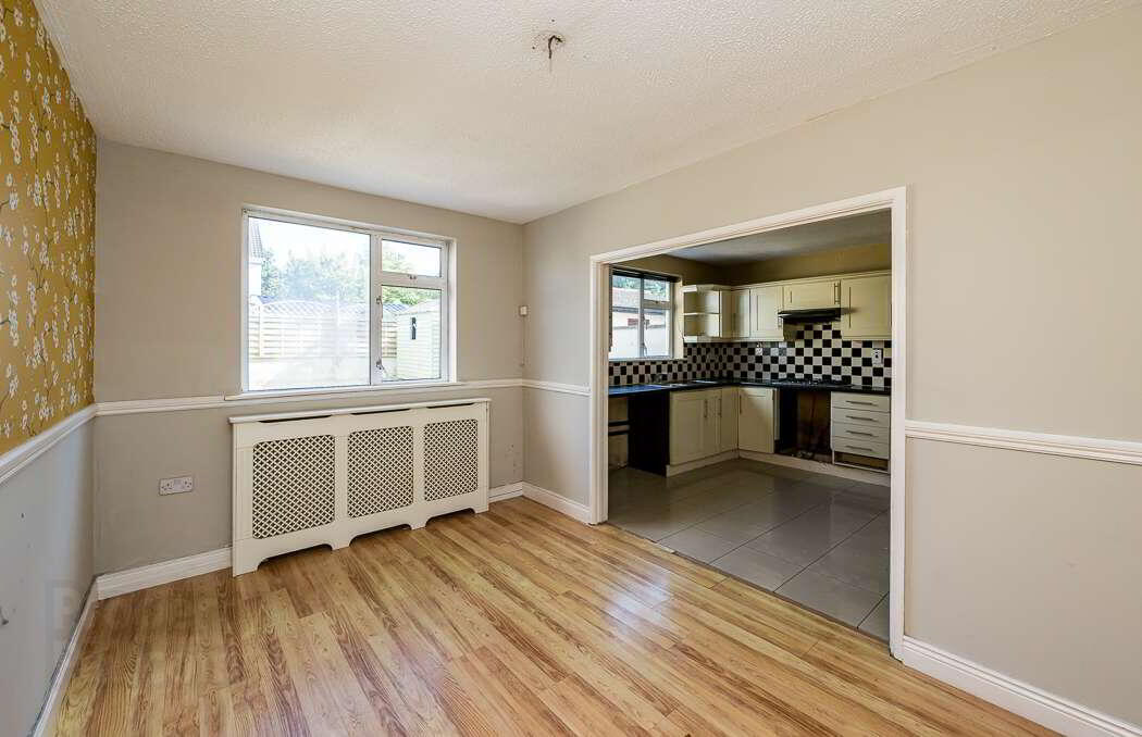 42a Silverlawn 8 of 20