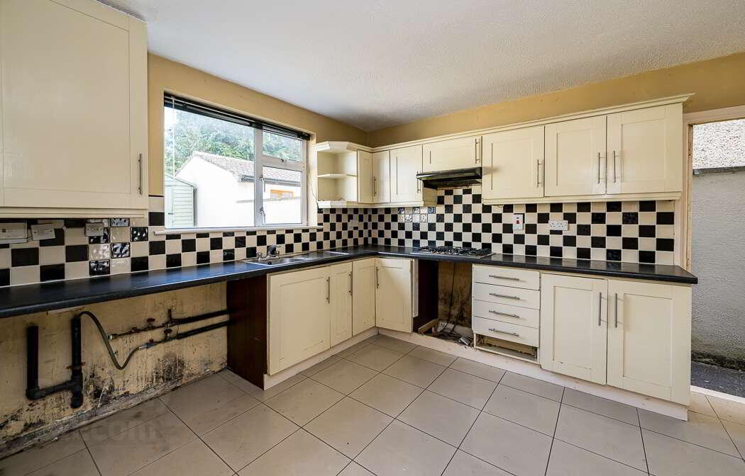 42a Silverlawn 11 of 20
