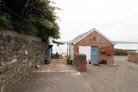 The Boathouse, Coastguard Cottages, 477 Shore Road