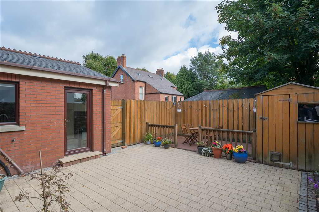 694b Ravenhill Road 28 of 37