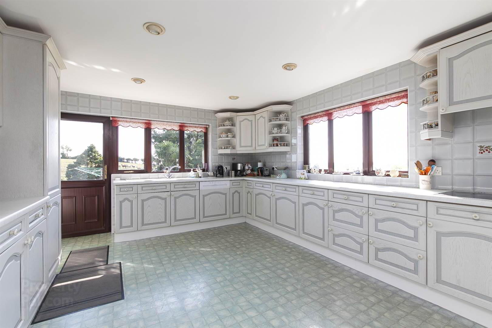 'Lynwood', 32 Tullynagardy Road 8 of 21