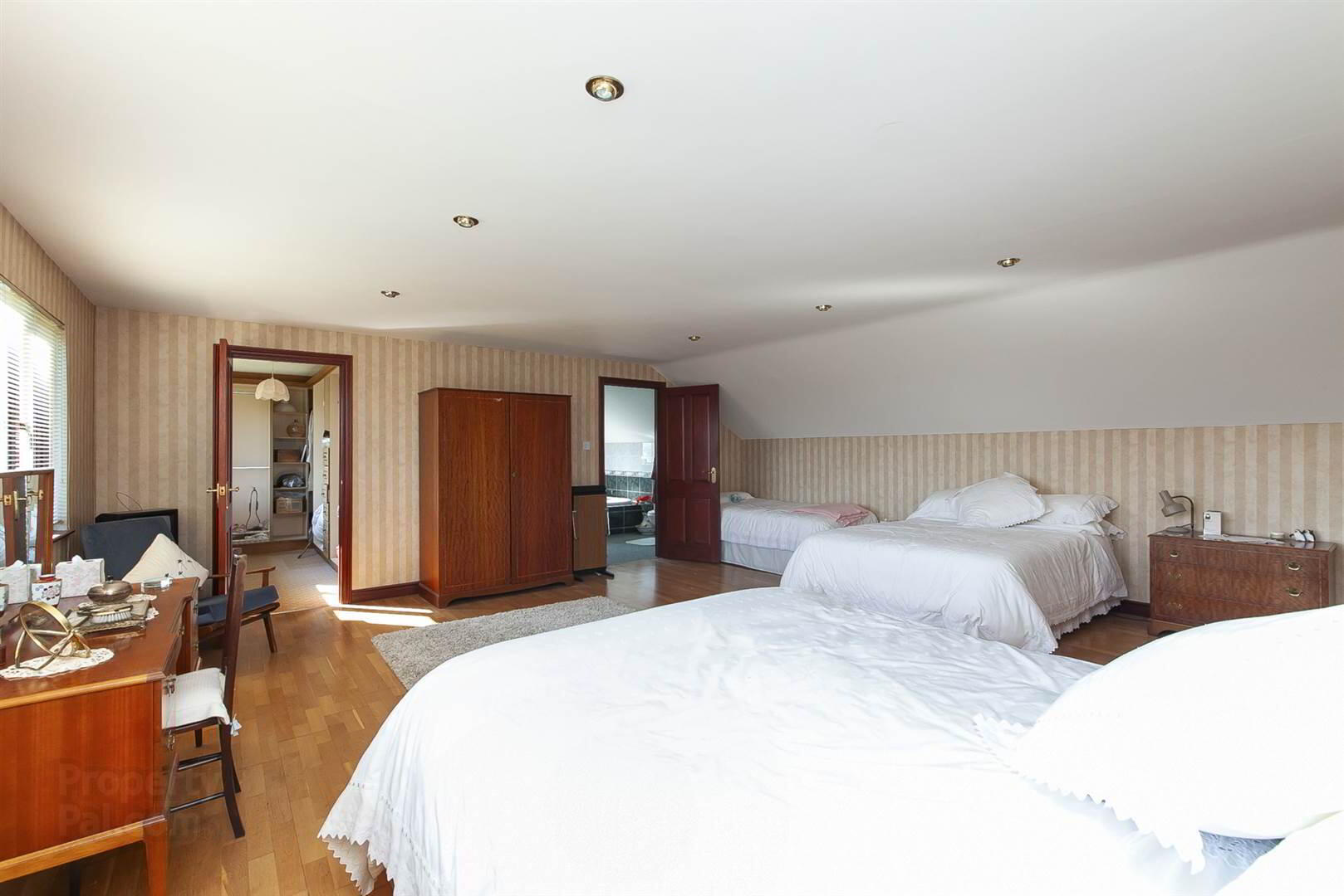 'Lynwood', 32 Tullynagardy Road 11 of 21