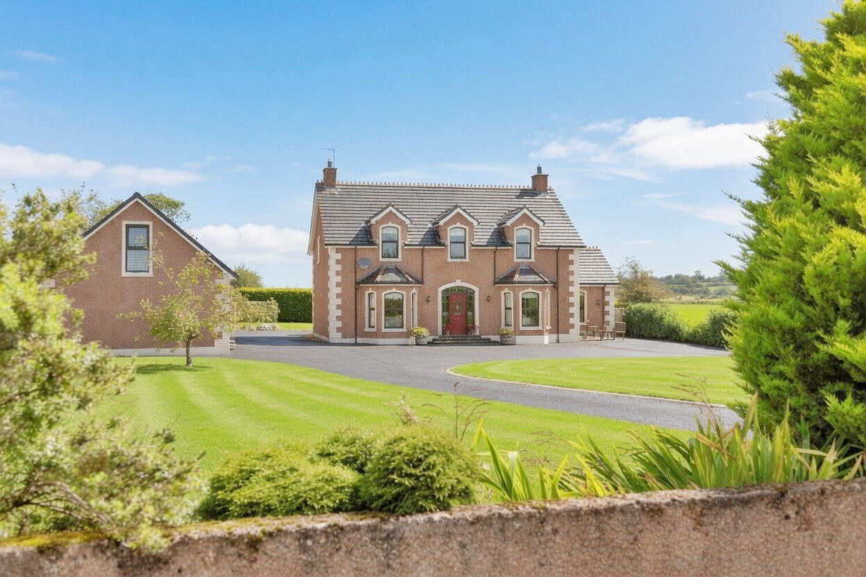 24 Kilmoyle Road 1 of 34