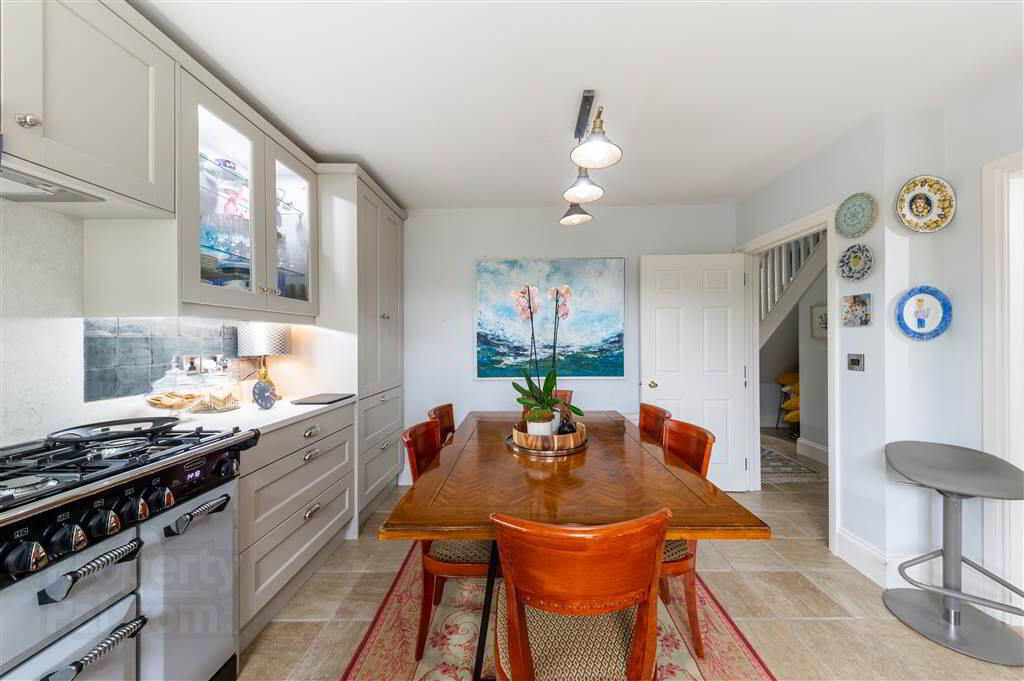 44 Strathearn Lane 12 of 43