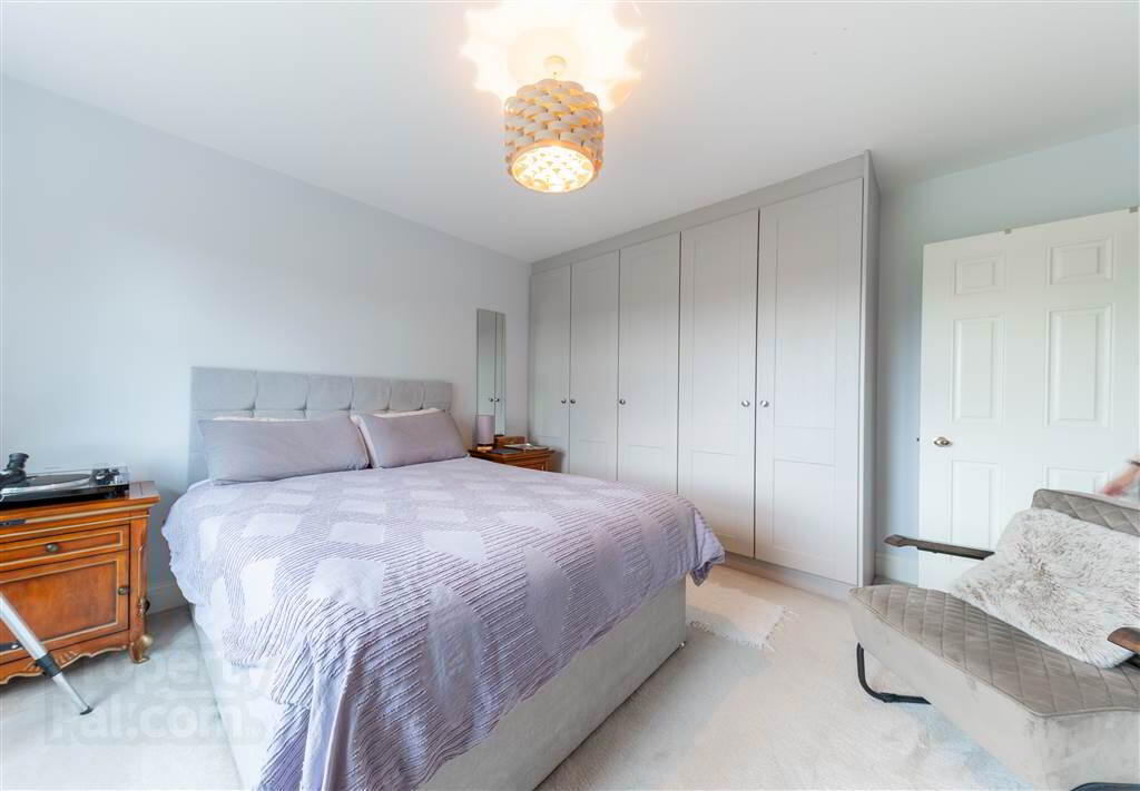 44 Strathearn Lane 20 of 43
