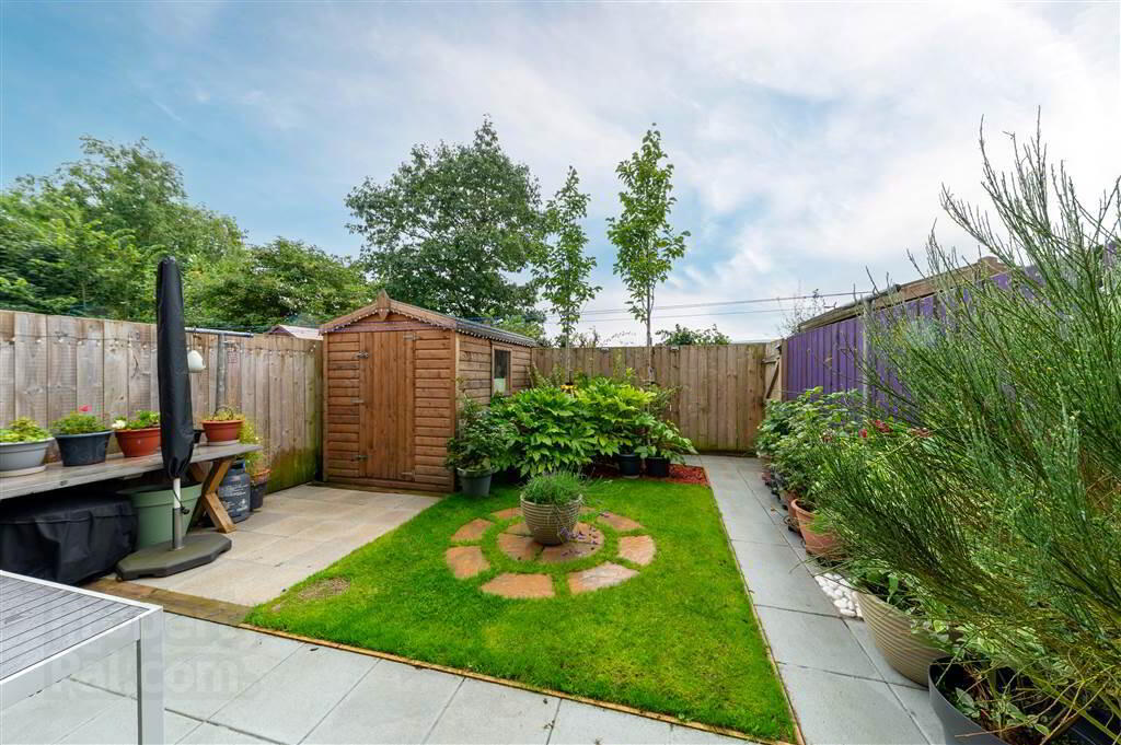 44 Strathearn Lane 35 of 43