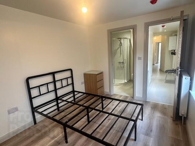 Flat 1-83 Wellesley Avenue 8 of 8