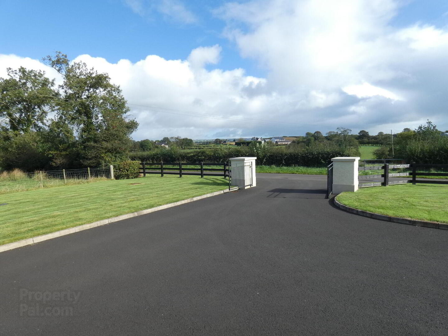 7 Gortin Road 8 of 48