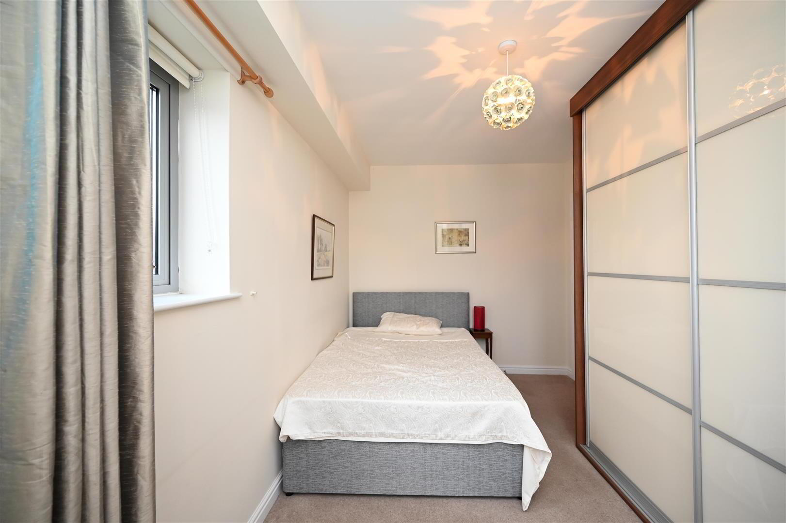 Ardmore Court, Apartment 11 Ardmore Court 2a Ardmore Avenue 8 of 11
