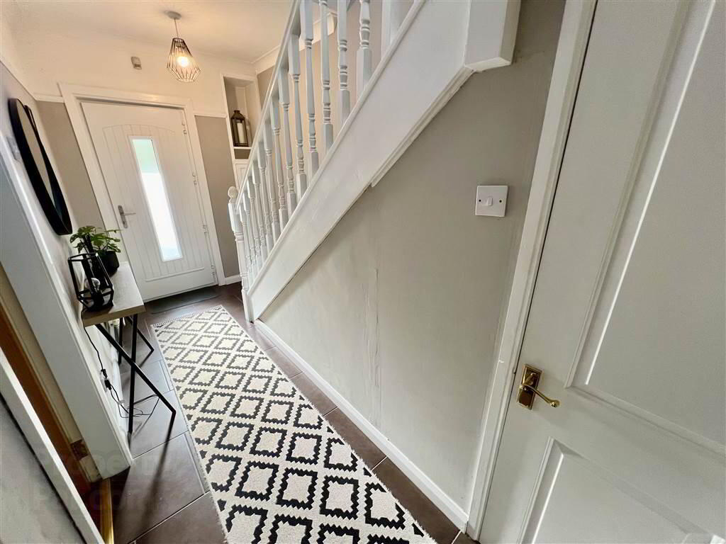 2 Rochester Road 12 of 23