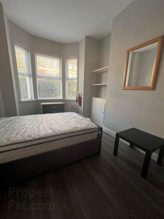 68 Tates Avenue 5 of 10