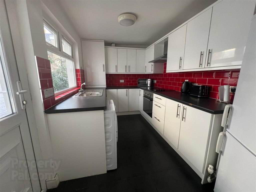 68 Tates Avenue 4 of 10